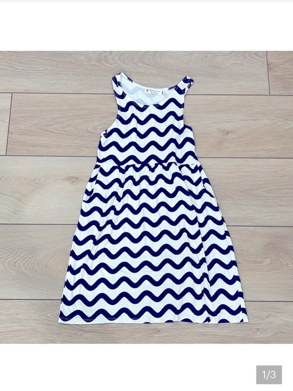 Fighting Eel White Dress with Navy Wave Print - Picture 5 of 6